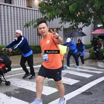 Runner Photo 7932148