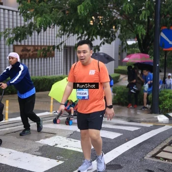 Runner Photo 7932154