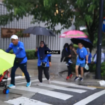 Runner Photo 7932171