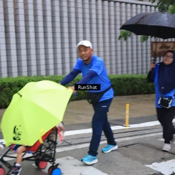 Runner Photo 7932178
