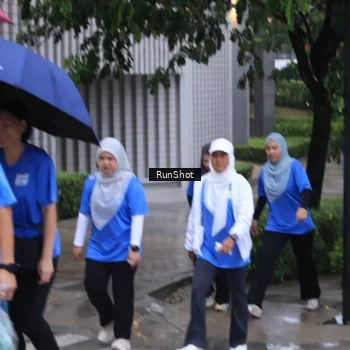 Runner Photo 7932192