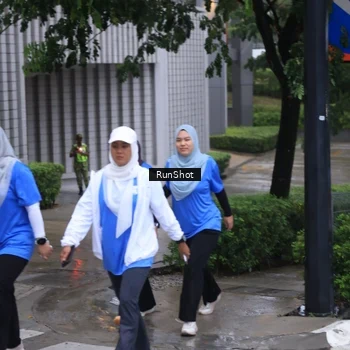 Runner Photo 7932197