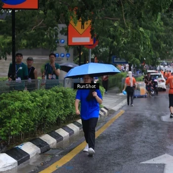 Runner Photo 7932213