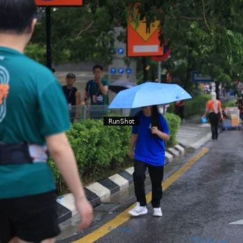 Runner Photo 7932218