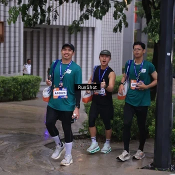 Runner Photo 7932230