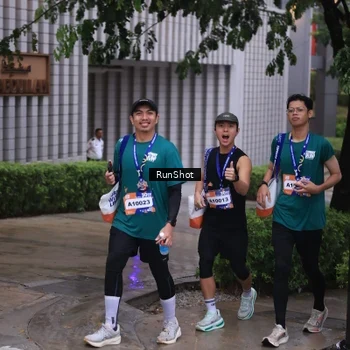 Runner Photo 7932234