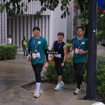 Runner Photo 7932236