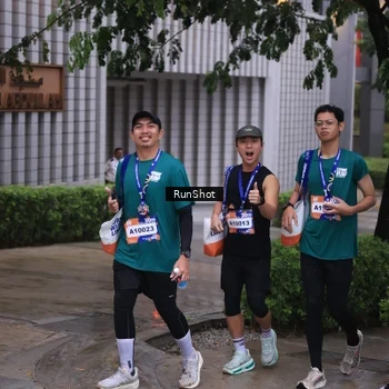 Runner Photo 7932242