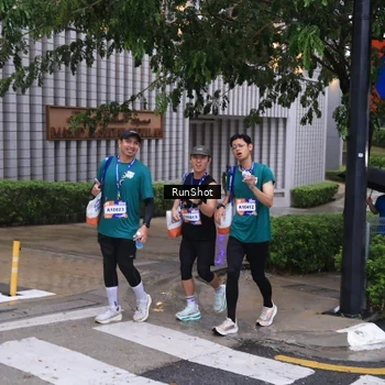 Runner Photo 7932244