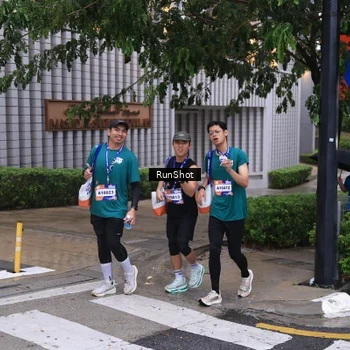 Runner Photo 7932246