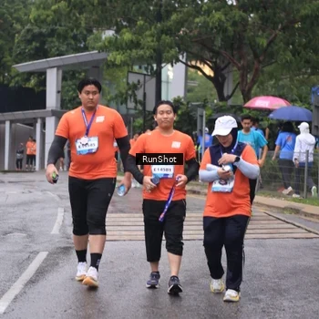 Runner Photo 7932254