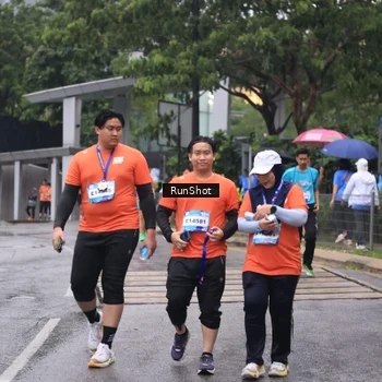 Runner Photo 7932257