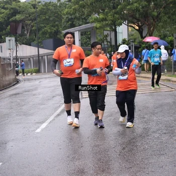 Runner Photo 7932265