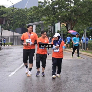 Runner Photo 7932267