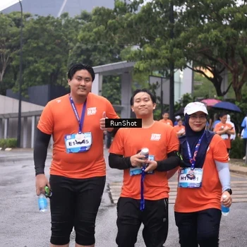 Runner Photo 7932277