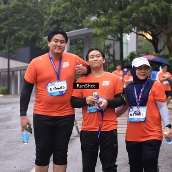 Runner Photo 7932279
