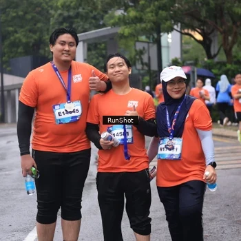 Runner Photo 7932280