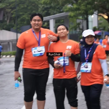 Runner Photo 7932284