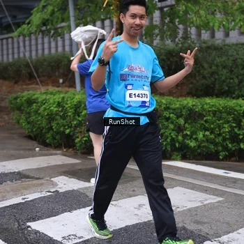 Runner Photo 7932292