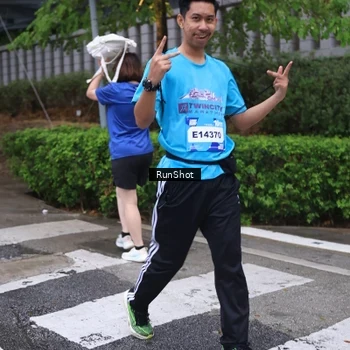 Runner Photo 7932293