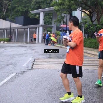 Runner Photo 7932307