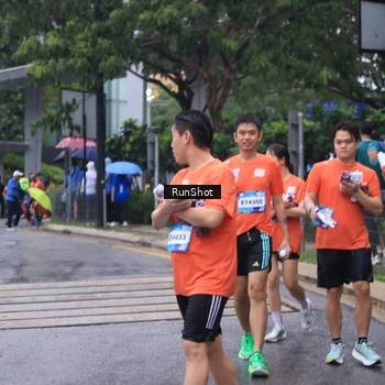 Runner Photo 7932308