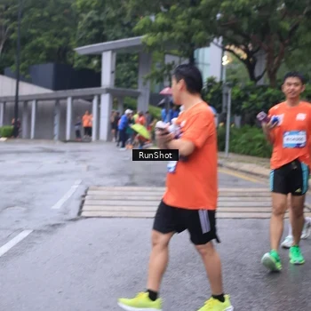 Runner Photo 7932310