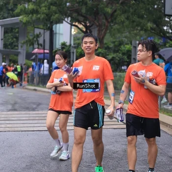 Runner Photo 7932320