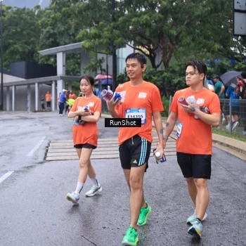 Runner Photo 7932325