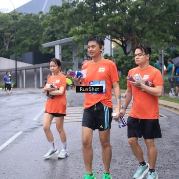 Runner Photo 7932328