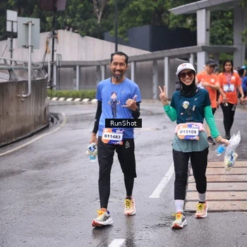 Runner Photo 7932339