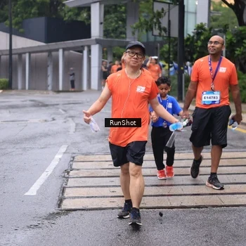 Runner Photo 7932356