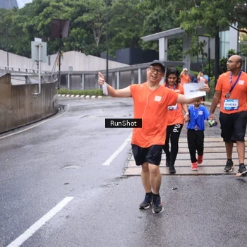 Runner Photo 7932362