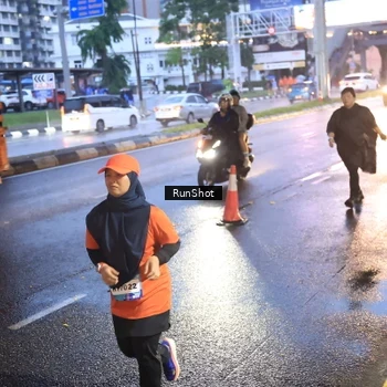 Runner Photo 7932403