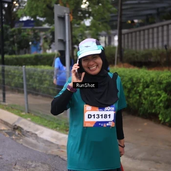Runner Photo 7932418