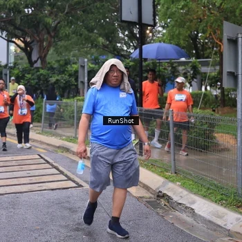 Runner Photo 7932440