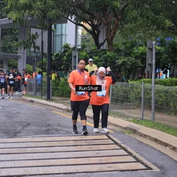 Runner Photo 7932448