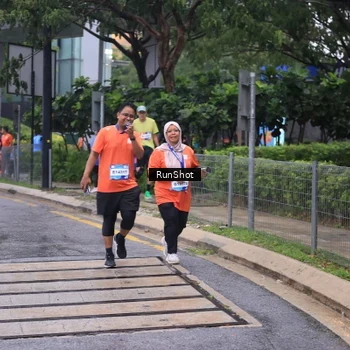 Runner Photo 7932458