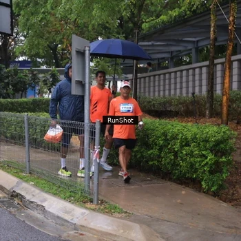 Runner Photo 7932465