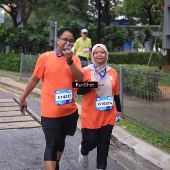 Runner Photo 7932491