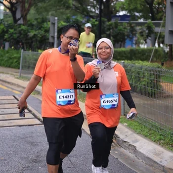 Runner Photo 7932492