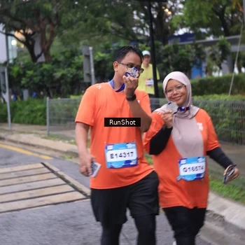 Runner Photo 7932496
