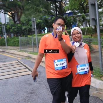Runner Photo 7932500