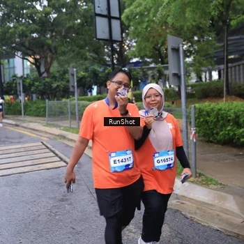 Runner Photo 7932502