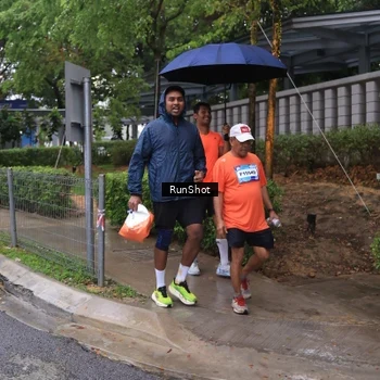 Runner Photo 7932511