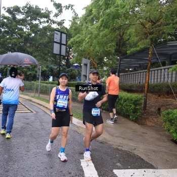 Runner Photo 7932532