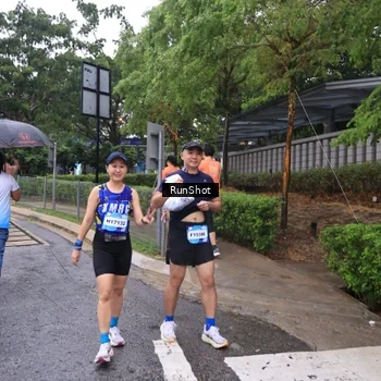 Runner Photo 7932534