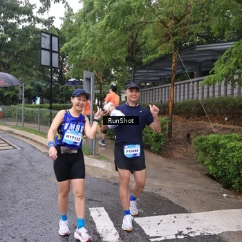 Runner Photo 7932541