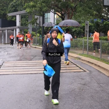 Runner Photo 7932565