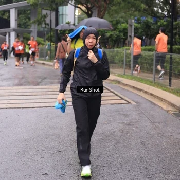 Runner Photo 7932571